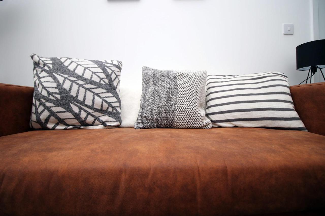 Beachview By Mia Living Close To Beach, Free Parking, Modern 2 Bedroom Apartment Barry Exteriör bild